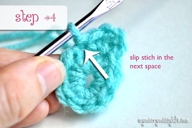 My Merry Messy Life: Free Crochet Pattern for an Easy, Tiny Flower - Step #4 Free Crochet Pattern for an Easy, Tiny Flower - Step #4